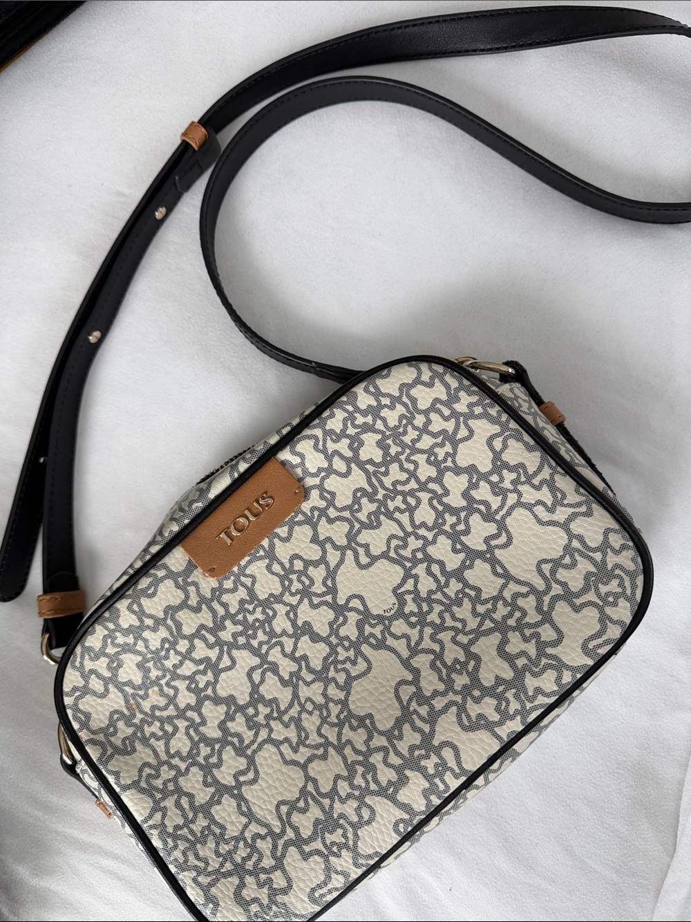TOUS Cream & Gray Signature Crossbody with Black Strap